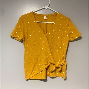 Old Navy Polkadot Top Tie